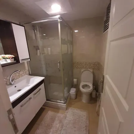 Kueltuer Apartman *